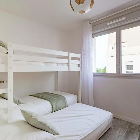 Le Grand Nid De * Combs-la-Ville